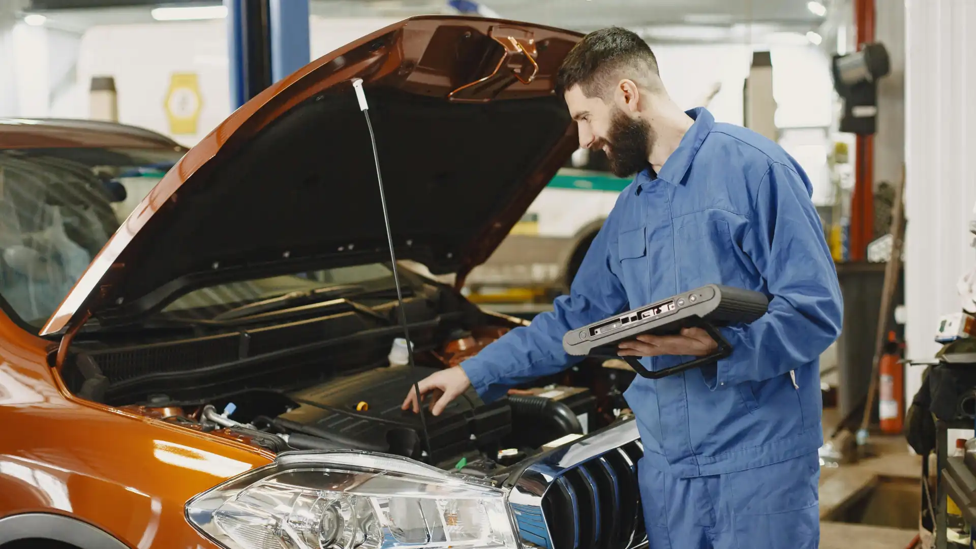 hybrid vs plug in - hybrid car service